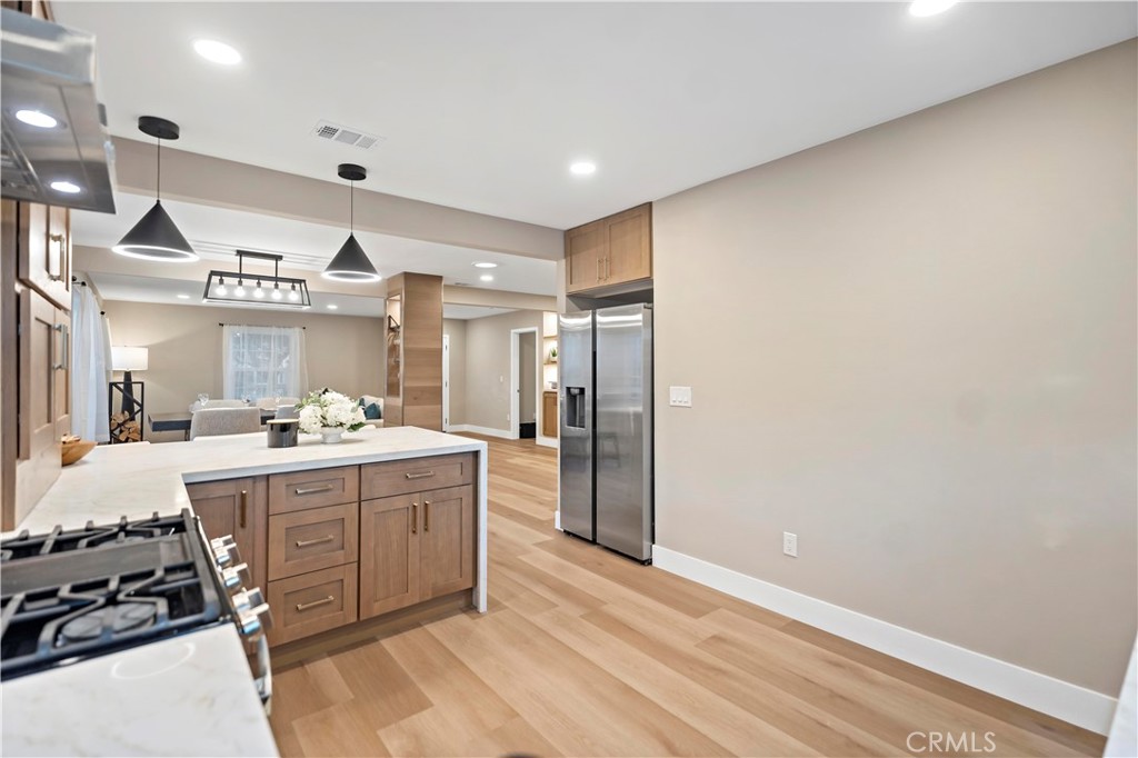 MLS #OC25232738 image #13