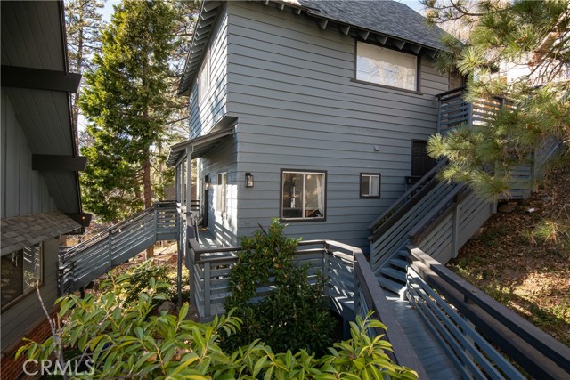 Detail Gallery Image 23 of 35 For 27937 West Shore Rd, Lake Arrowhead,  CA 92352 - 4 Beds | 4 Baths