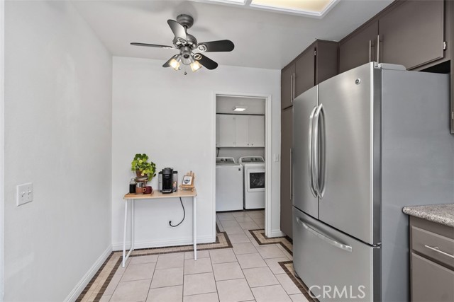 Detail Gallery Image 12 of 31 For 12700 Fallbrook Way, Stanton,  CA 90680 - 3 Beds | 2/1 Baths