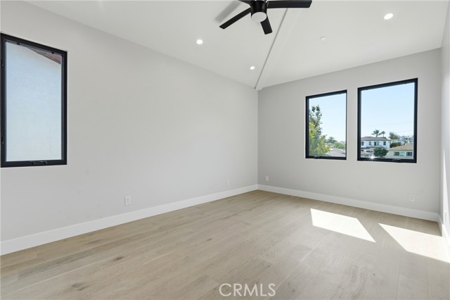 1612 Gates Avenue, Manhattan Beach CA: https://media.crmls.org/medias/28766e23-9ebc-4457-809a-dd6d3f52c762.jpg