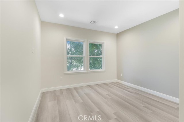 Detail Gallery Image 24 of 39 For 569 Lincoln Ave #8,  Pasadena,  CA 91103 - 3 Beds | 2 Baths