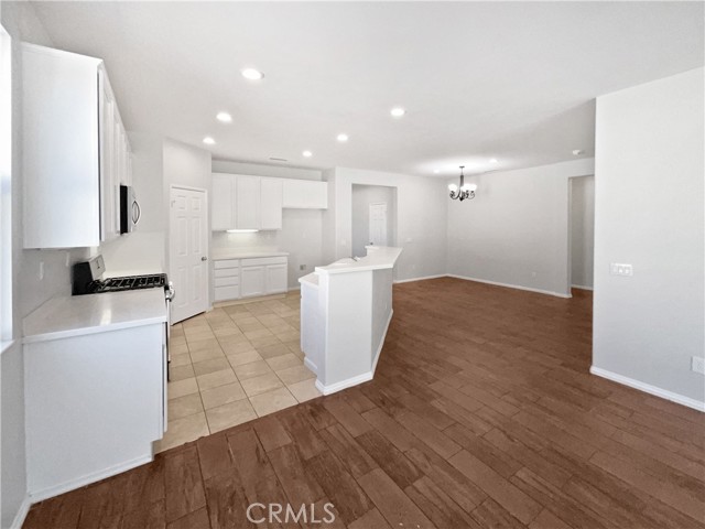 Detail Gallery Image 11 of 21 For 11737 Poppy Rd, Adelanto,  CA 92301 - 4 Beds | 2 Baths