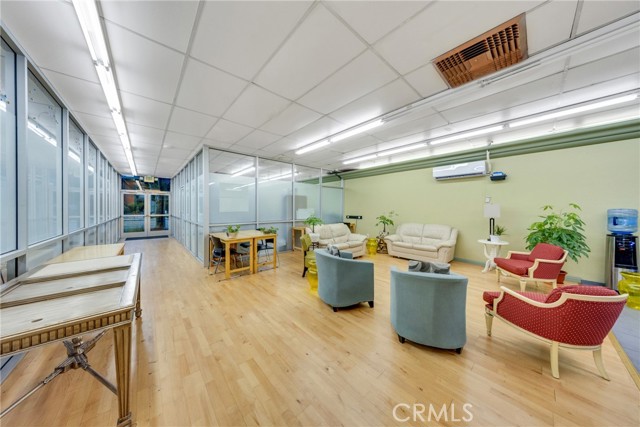 118 E Live Oak Avenue, Arcadia, California 91006, ,Commercial Sale,For Sale,118 E Live Oak Avenue,CRAR25082626