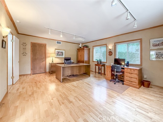 17508 Marilla Street photo 24