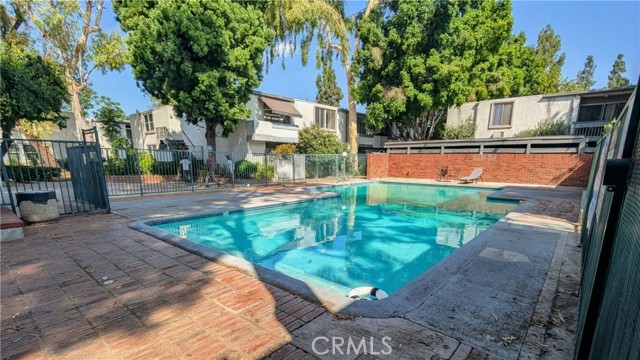 18620 Hatteras, Tarzana CA: https://media.crmls.org/medias/2877b630-1daa-48c5-8535-5c5f6b79f322.jpg
