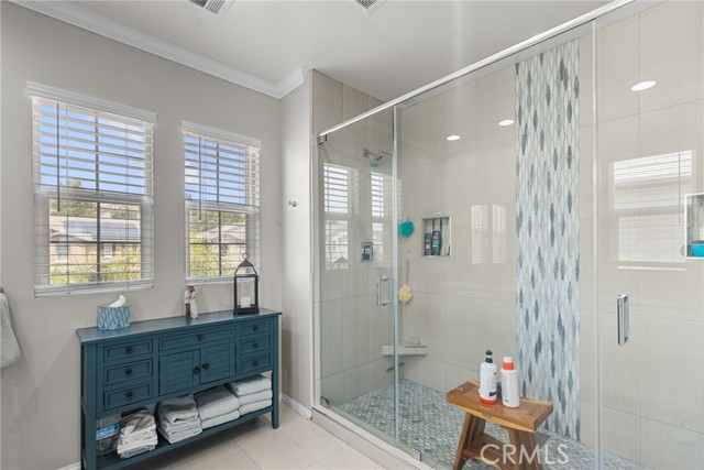 19512 Griffith Drive, Saugus CA: https://media.crmls.org/medias/28786267-a174-4abb-bf60-57bcf4d4c94c.jpg