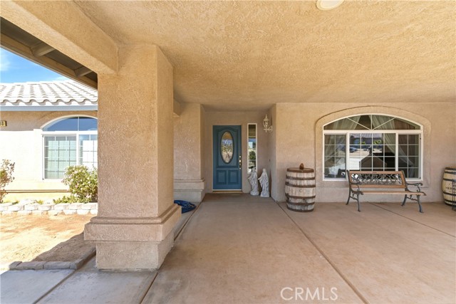 Detail Gallery Image 13 of 58 For 7330 Smoke Tree, Phelan,  CA 92371 - 4 Beds | 3 Baths