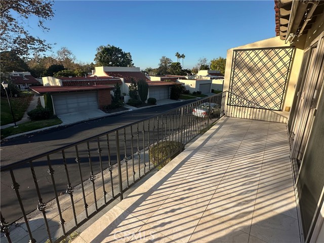 Detail Gallery Image 5 of 25 For 2316 Vista Hogar, Newport Beach,  CA 92660 - 3 Beds | 2 Baths