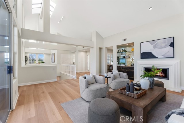 Detail Gallery Image 12 of 42 For 22 Delphinus, Irvine,  CA 92603 - 3 Beds | 3/1 Baths