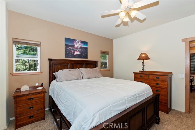 Detail Gallery Image 26 of 32 For 676 Lake Dr, Lake Arrowhead,  CA 92352 - 2 Beds | 2/1 Baths