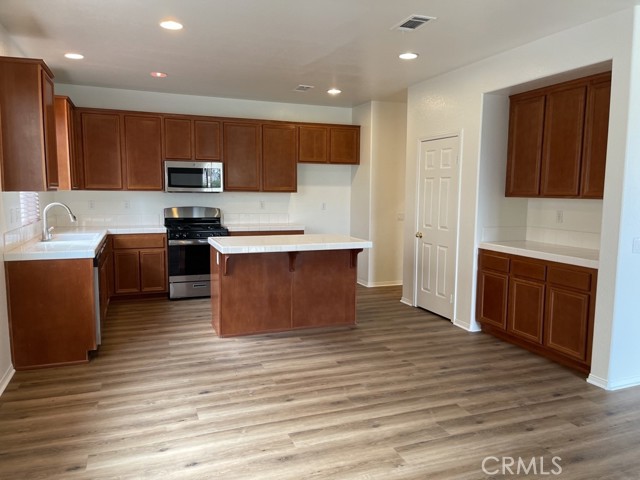 Detail Gallery Image 11 of 42 For Address Is Not Disclosed, Hesperia,  CA 92345 - 4 Beds | 2/1 Baths