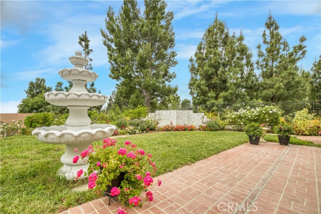 18238 Hastings Way, Porter Ranch CA: https://media.crmls.org/medias/287aec47-c437-4bb5-b15c-47882fc5f768.jpg
