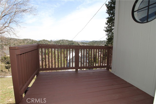 Detail Gallery Image 15 of 50 For 905 Madera Ln, Lake Arrowhead,  CA 92352 - 3 Beds | 2/1 Baths