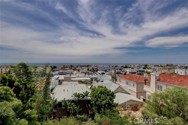 337 Hopkins Avenue, Hermosa Beach, California 90254, ,Residential Income,Sold,Hopkins,SB21158967