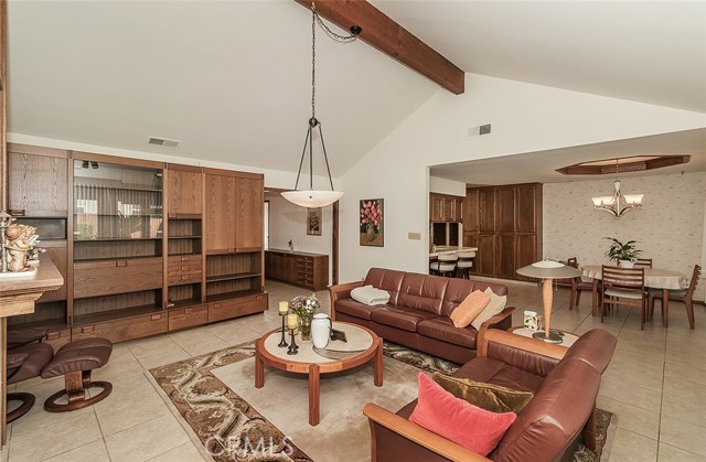 Detail Gallery Image 11 of 50 For 7355 N Pacific Ave, Fresno,  CA 93711 - 4 Beds | 3 Baths