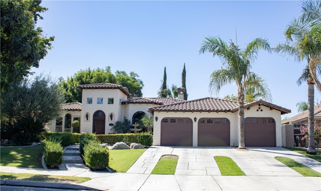 Detail Gallery Image 11 of 61 For 12011 Manorwood St, Bakersfield,  CA 93311 - 4 Beds | 2/1 Baths
