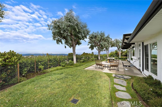 Detail Gallery Image 31 of 38 For 3007 Harbor View, Corona Del Mar,  CA 92625 - 3 Beds | 2/1 Baths