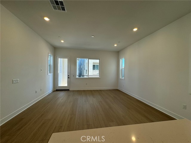 Detail Gallery Image 19 of 40 For 114 Seep, Irvine,  CA 92618 - 4 Beds | 4 Baths