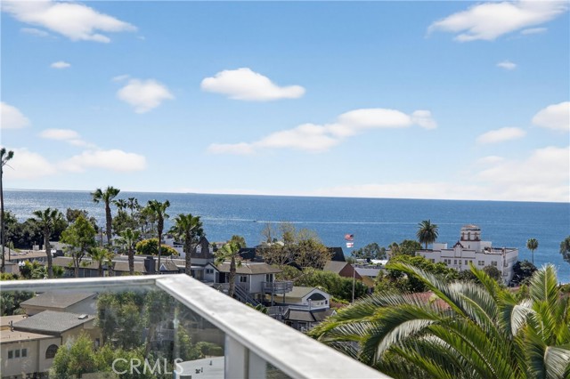 Detail Gallery Image 63 of 74 For 405 Blumont St, Laguna Beach,  CA 92651 - 5 Beds | 6/1 Baths