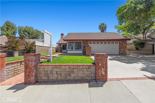 Detail Gallery Image 2 of 38 For 31332 Cherry Dr, Castaic,  CA 91384 - 3 Beds | 2 Baths