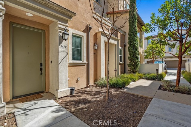 Detail Gallery Image 4 of 31 For 7679 Sunflower, Pico Rivera,  CA 90660 - 3 Beds | 3 Baths