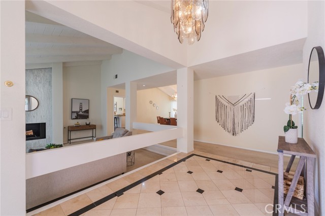 30243 Avenida Selecta, Rancho Palos Verdes CA: https://media.crmls.org/medias/2880b8f2-3eb5-4ffd-be79-4f49f353f79a.jpg
