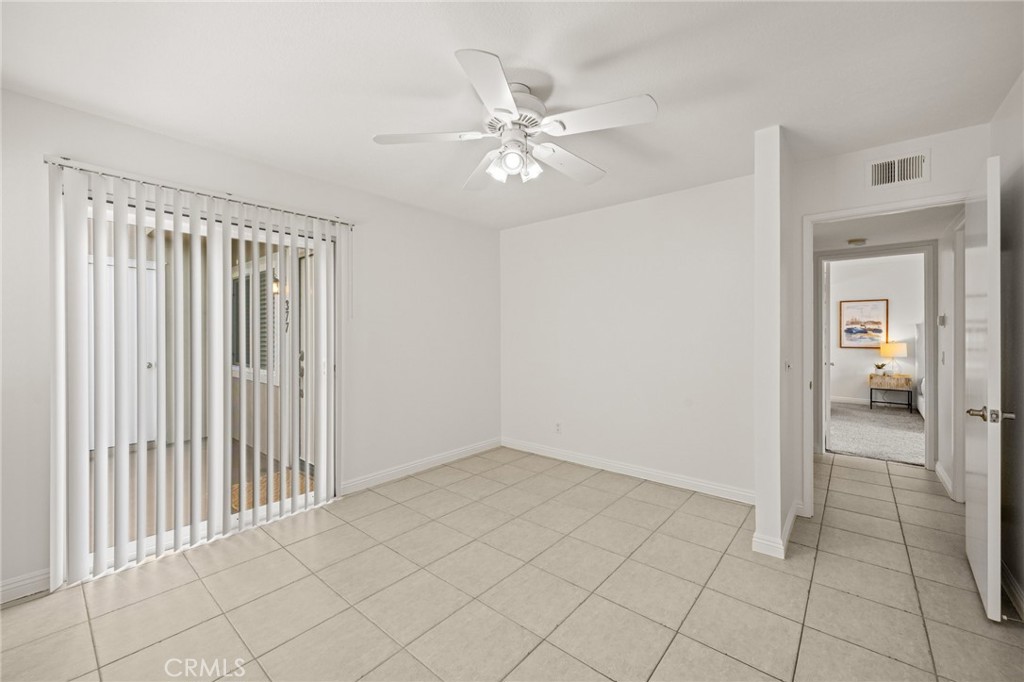 MLS #OC25262654 image #19