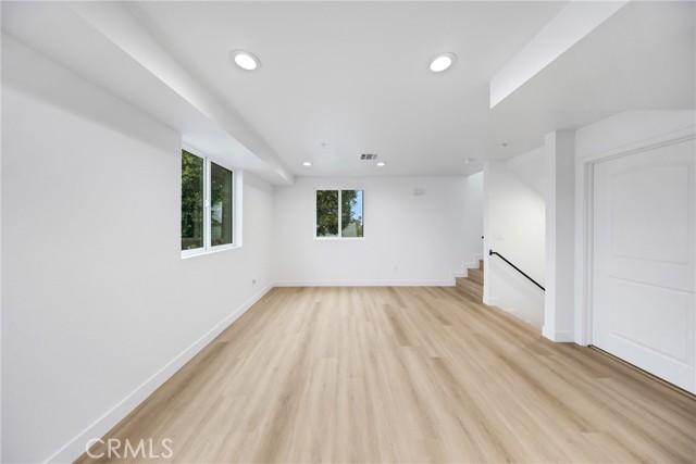Image 11 of 62 For 3549 4th Street