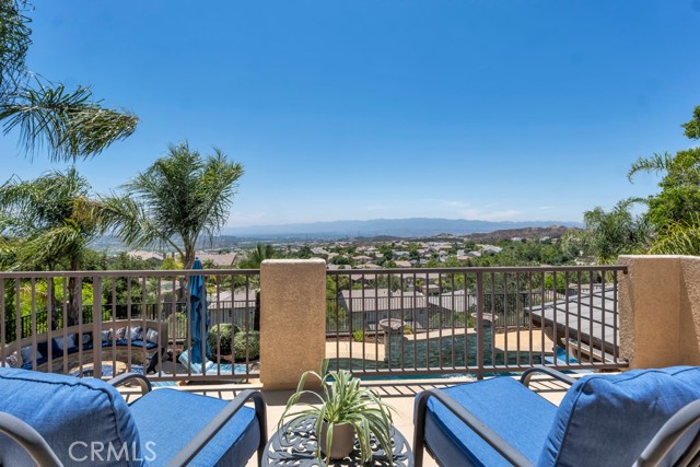 24234 Reyes Adobe Way, Valencia CA: https://media.crmls.org/medias/2881dfdf-5795-4fe7-acb4-5f6fc574b6e9.jpg
