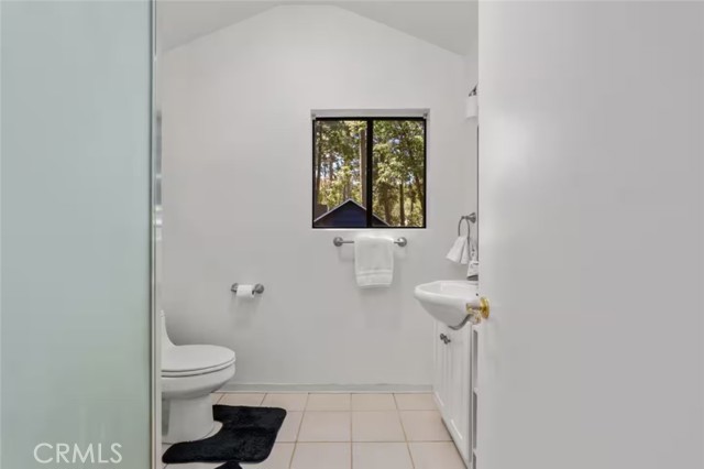 Detail Gallery Image 36 of 43 For 26249 Alpine, Twin Peaks,  CA 92391 - 4 Beds | 3 Baths