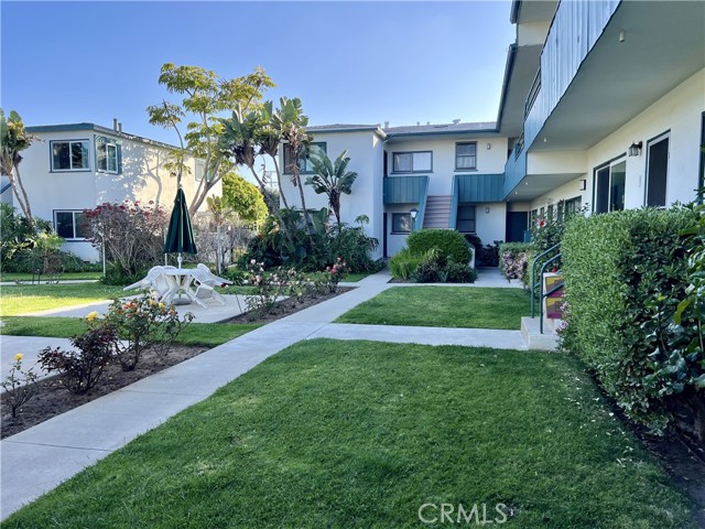 Detail Gallery Image 27 of 30 For 2033 Euclid St #6,  Santa Monica,  CA 90405 - 2 Beds | 1 Baths