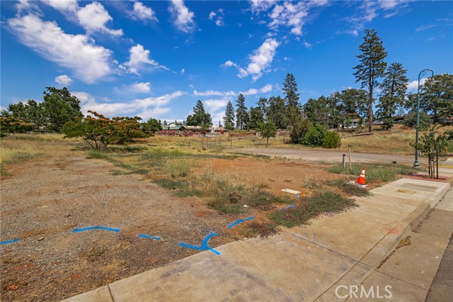67 Pearson Road, Paradise CA: https://media.crmls.org/medias/28835d05-e493-49f4-959a-77dd019ed2b0.jpg
