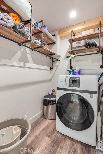 Detail Gallery Image 39 of 51 For 6514 Coldwater Canyon Ave, Valley Village,  CA 91606 - 4 Beds | 3 Baths