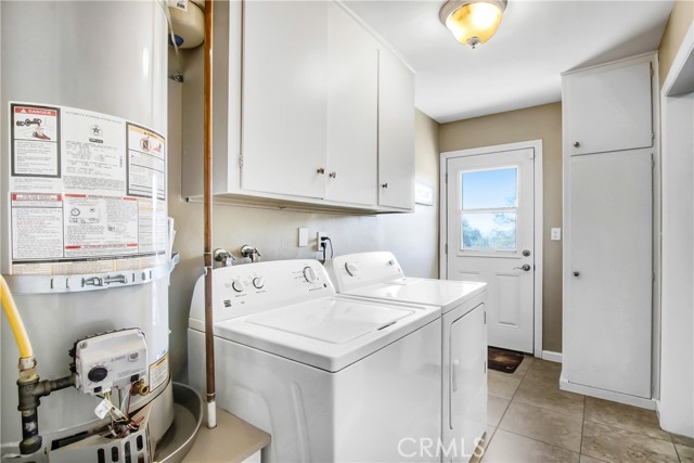 35710 Avenue H, Yucaipa CA: https://media.crmls.org/medias/2883a958-8c71-46cb-a4b9-27a463d641d7.jpg