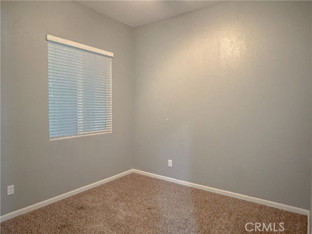 Detail Gallery Image 31 of 56 For 15527 Avanti Dr, Bakersfield,  CA 93314 - 4 Beds | 3/1 Baths