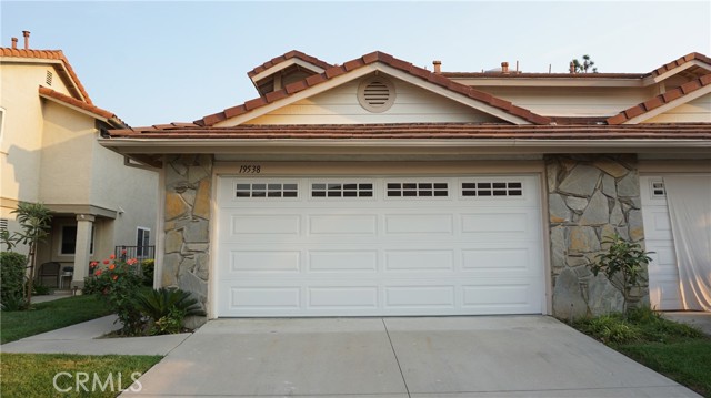 19538 Crystal Ridge Lane, Porter Ranch CA: https://media.crmls.org/medias/2883f3f9-cbd0-48f4-9845-750923adb387.jpg