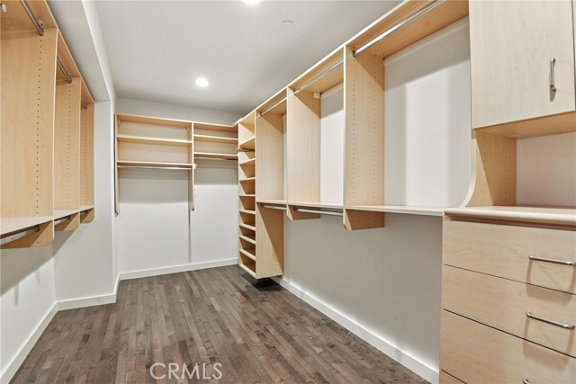 Detail Gallery Image 29 of 46 For 2203 3rd St #1,  Santa Monica,  CA 90405 - 2 Beds | 2/1 Baths