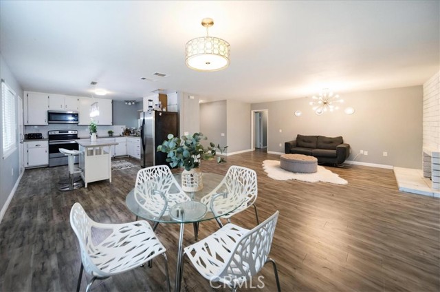 Detail Gallery Image 12 of 27 For 26376 Mehaffey St, Sun City,  CA 92586 - 3 Beds | 2 Baths