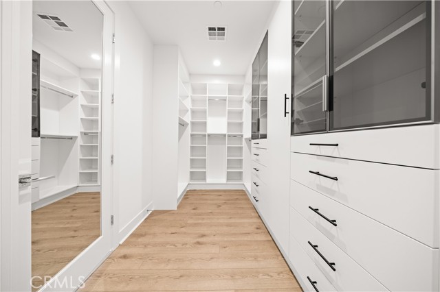 271 Huckleberry, Lake Forest CA: https://media.crmls.org/medias/28862fec-fd3c-490b-a0db-154de0106a43.jpg