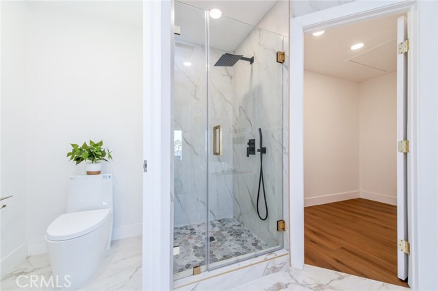 22733 Islamare, Lake Forest CA: https://media.crmls.org/medias/2887b54d-523b-425b-b2eb-0af6b50a6d52.jpg