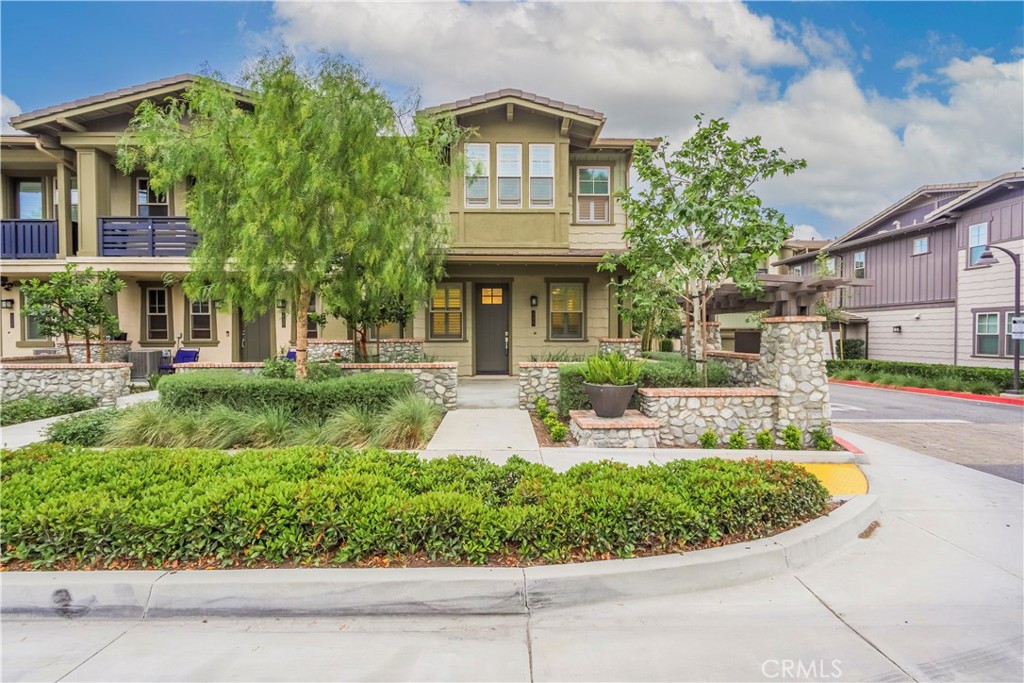 556 W Baseline Road