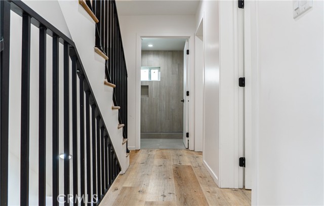 Detail Gallery Image 5 of 21 For 121 S Coronado, Los Angeles,  CA 90057 - 3 Beds | 2 Baths