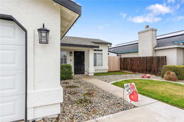 Detail Gallery Image 4 of 33 For 7009 Kings Forest Ct, Bakersfield,  CA 93313 - 3 Beds | 2 Baths