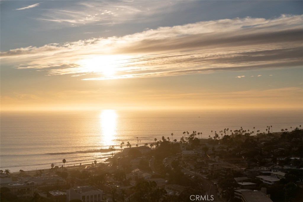 https://media.crmls.org/medias/28897289-0f0c-45ab-b291-a0d7b9cb91c1.jpg?preset=X-Large