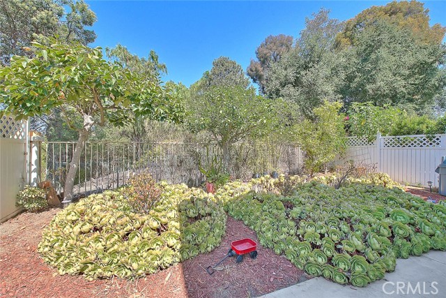 Detail Gallery Image 4 of 49 For 2918 Crape Myrtle Cir, Chino Hills,  CA 91709 - 3 Beds | 2/1 Baths