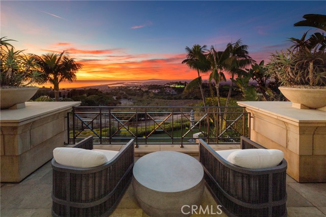 9 Sailcrest, Newport Coast CA: https://media.crmls.org/medias/2889f006-858f-4c86-b8f4-539767f6a564.jpg
