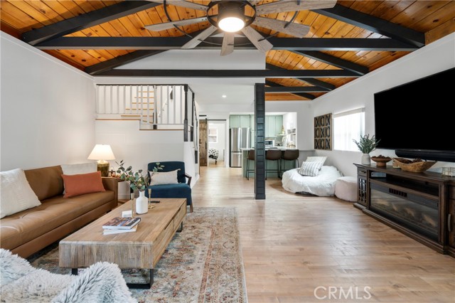Detail Gallery Image 10 of 29 For 606 Merced Ave, Big Bear Lake,  CA 92315 - 2 Beds | 2 Baths