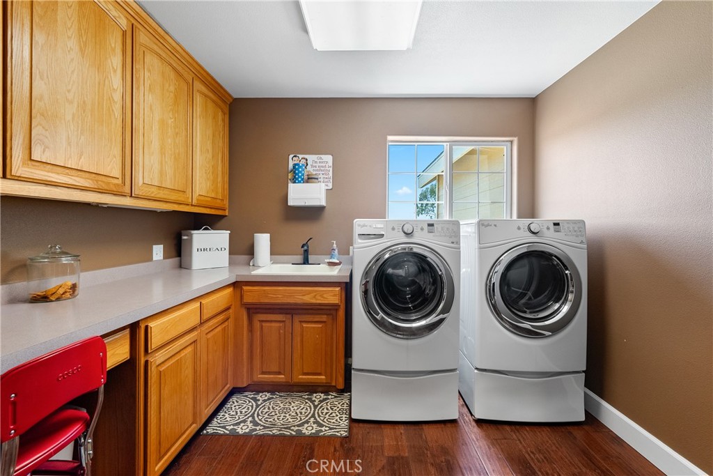 https://media.crmls.org/medias/288be406-9062-47e2-8db4-0bb19db57f75.jpg?preset=X-Large