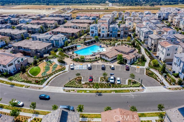 Detail Gallery Image 37 of 48 For 705 Arrowleaf, Rancho Mission Viejo,  CA 92694 - 3 Beds | 3 Baths