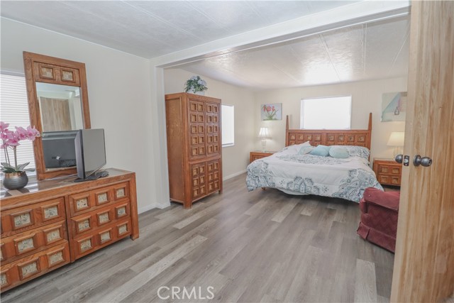 Image 17 of 27 For 21141 Sharp Road